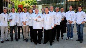 La asociación de cocineros Euro-Toques, reconocida como embajadora del aceite en la III Fiesta del Primer Aceite de Jaén