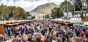 La elevada afluencia de público y de ventas de AOVE marcan la XII Fiesta del Primer Aceite de Jaén