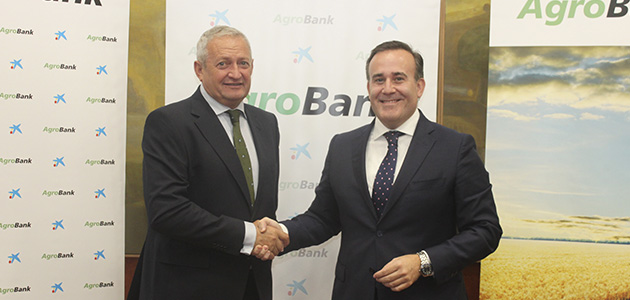 AgroBank y Cooperativas Agro-alimentarias de España renuevan su acuerdo para apoyar la actividad del sector