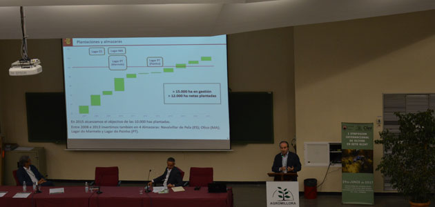 Más de 600 profesionales se dan cita en el I Simposio Internacional de Olivar en Seto Olint