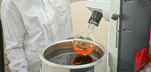 Evalúan una tecnología con aceites vegetales para la obtención de concentrados en sustancias funcionales