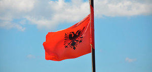 Albania regresa al COI