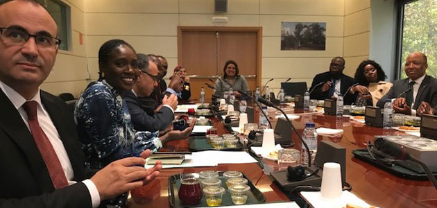 Embajadores de países africanos conocen las características nutricionales del AOVE
