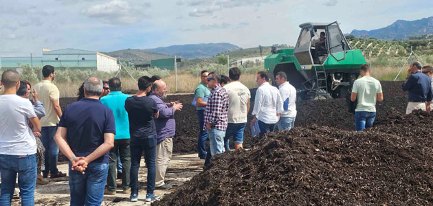 La SCA San Vicente pone en marcha una planta de compost a través del aprovechamiento del alpeorujo