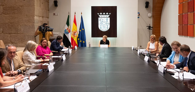 Extremadura aprueba ayudas de hasta 2 millones de euros para explotaciones agrarias afectadas por los incendios