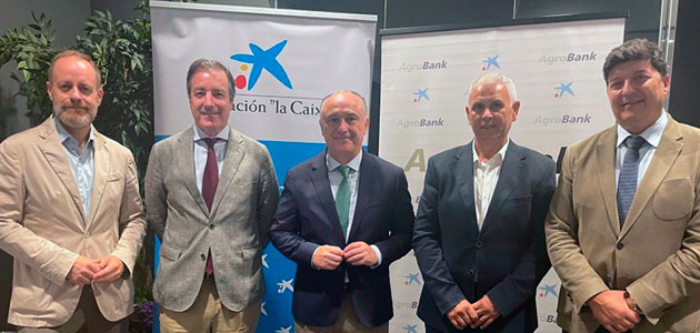 Cooperativas Agro-alimentarias de Andalucía y la Fundación 'la Caixa' reforzarán la competitividad del modelo cooperativo
