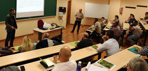 Alumnos de España y Portugal participan en el V Curso de Formación en Proceso de Elaboración de Aceite de AOV