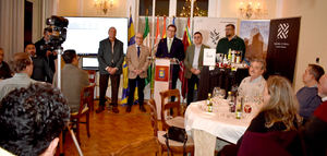 El Centro Riojano de Madrid promociona los AOVEs y atractivos de Sierra Mágina