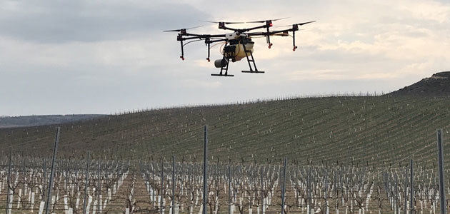 Drones para aplicar productos fitosanitarios de forma eficiente y minimizar su impacto ambiental