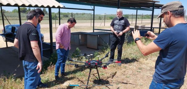 El IFAPA trabaja en la puesta en marcha de un equipo de drones para la investigación agraria