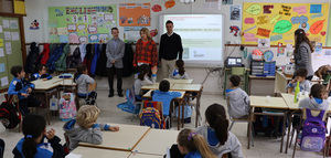 La DOP Sierra Mágina y la Fundación Caja Rural de Jaén enseñan a escolares la importancia del AOVE