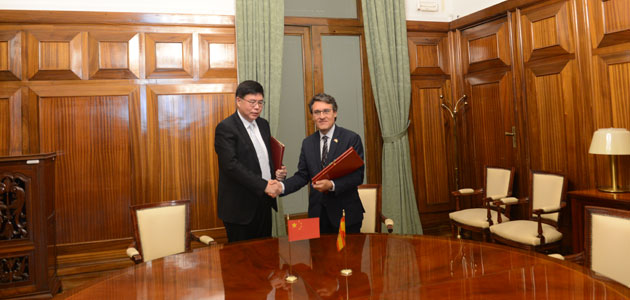 España suscribe con China un protocolo para la exportación de pulpa de aceituna