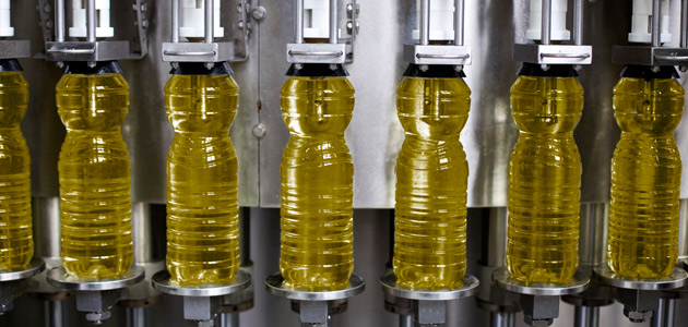 Las salidas de aceite de oliva al mercado disminuyen un 12% en el trimestre