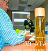 La EVCATA finaliza la tercera edición del curso de exportación y comercialización de aceite de oliva 
