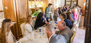 Conde de Benalúa, protagonista de una jornada de análisis sensorial y networking dedicada al AOVE en Granada