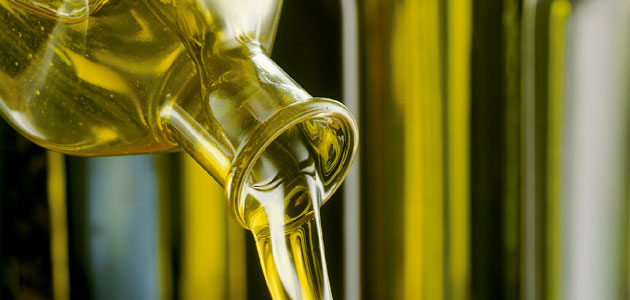 Las exportaciones europeas de aceite de oliva caen un 12,8% en el primer semestre de campaña