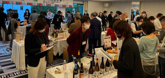Extenda organiza un showroom de productos andaluces como el AOVE en Japón