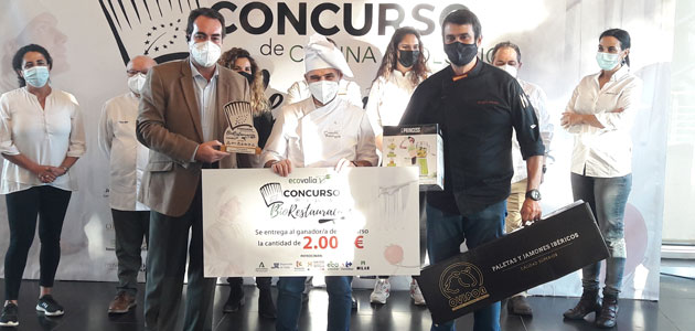 El almeriense Ángel Hernández Jiménez gana el concurso de cocina ecológica BioRestauración