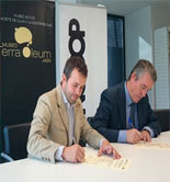 La Fundación del Olivar y Jaencoop firman un convenio para facilicitar el acceso al Museo Terra Oleum de Geolit