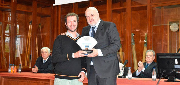 Kubota recibe el premio a la marca más votada de los premios Tractor de España