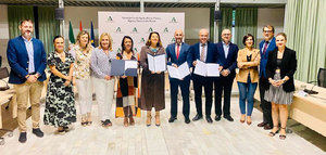 La Junta y Landaluz se unen para impulsar el primer clúster agroalimentario de Andalucía