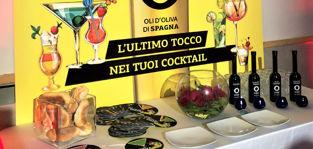 Aceites de Oliva de España lleva hasta el corazón de Italia los innovadores cócteles con virgen extra