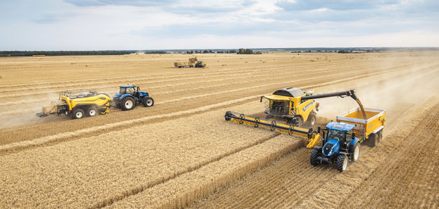 New Holland ocupa el primer puesto de ventas en el mercado de cosechadoras y empacadoras gigantes