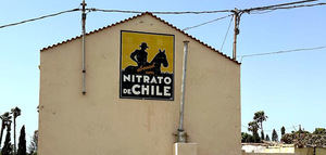 SQM Iberian financia la restauración del histórico mosaico publicitario de Nitrato de Chile en Gran Canaria