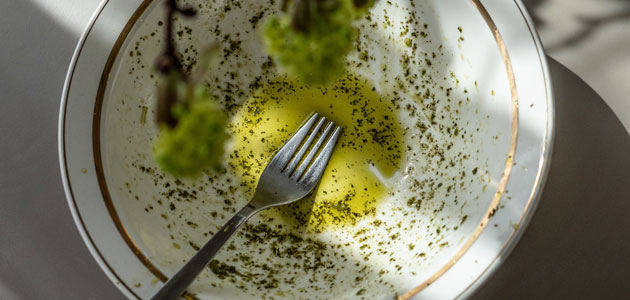 Recomendaciones dietéticas de la AESAN: consumo de aceite de oliva en todas las comidas principales del día