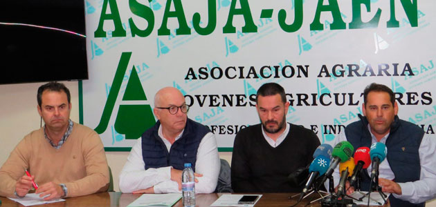 Unidad de acción de organizaciones agrarias y cooperativas en la protesta del 14 de febrero en Jaén