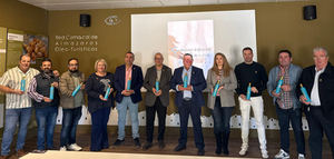 La SCA Sierra de La Pandera lanza una botella solidaria para ayudar en la lucha contra el cáncer infantil