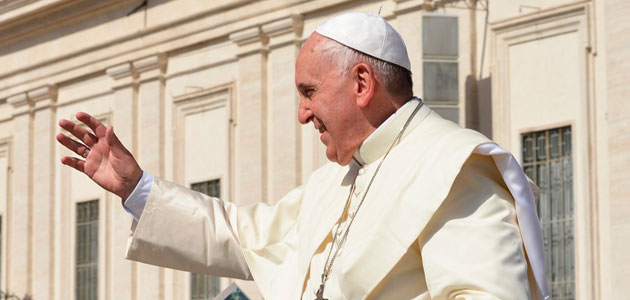 El Papa Francisco apadrina un olivo en España