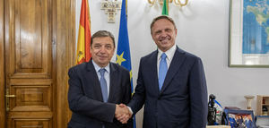 Luis Planas destaca ante su homólogo italiano la importancia del acuerdo UE-Mercosur para el aceite de oliva de ambos países