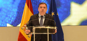 Luis Planas reclama mayor concreción y financiación para el plan europeo sobre fertilizantes
