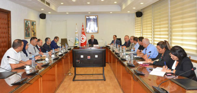 Túnez recomienda atender las necesidades del mercado interno de aceite de oliva a precios acordes al poder adquisitivo del ciudadano