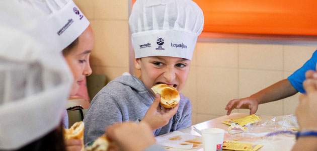 Las bondades del aceite de oliva virgen extra se promocionan en Granada