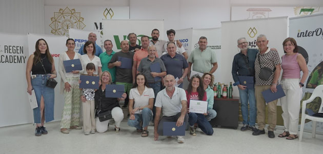 Interóleo pone rostro a VivaOliva : mujeres y jóvenes al frente del olivar regenerativo